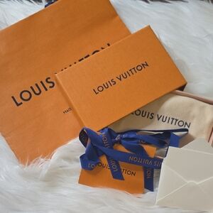 Louis Vuitton Orange and Blue Gift Set